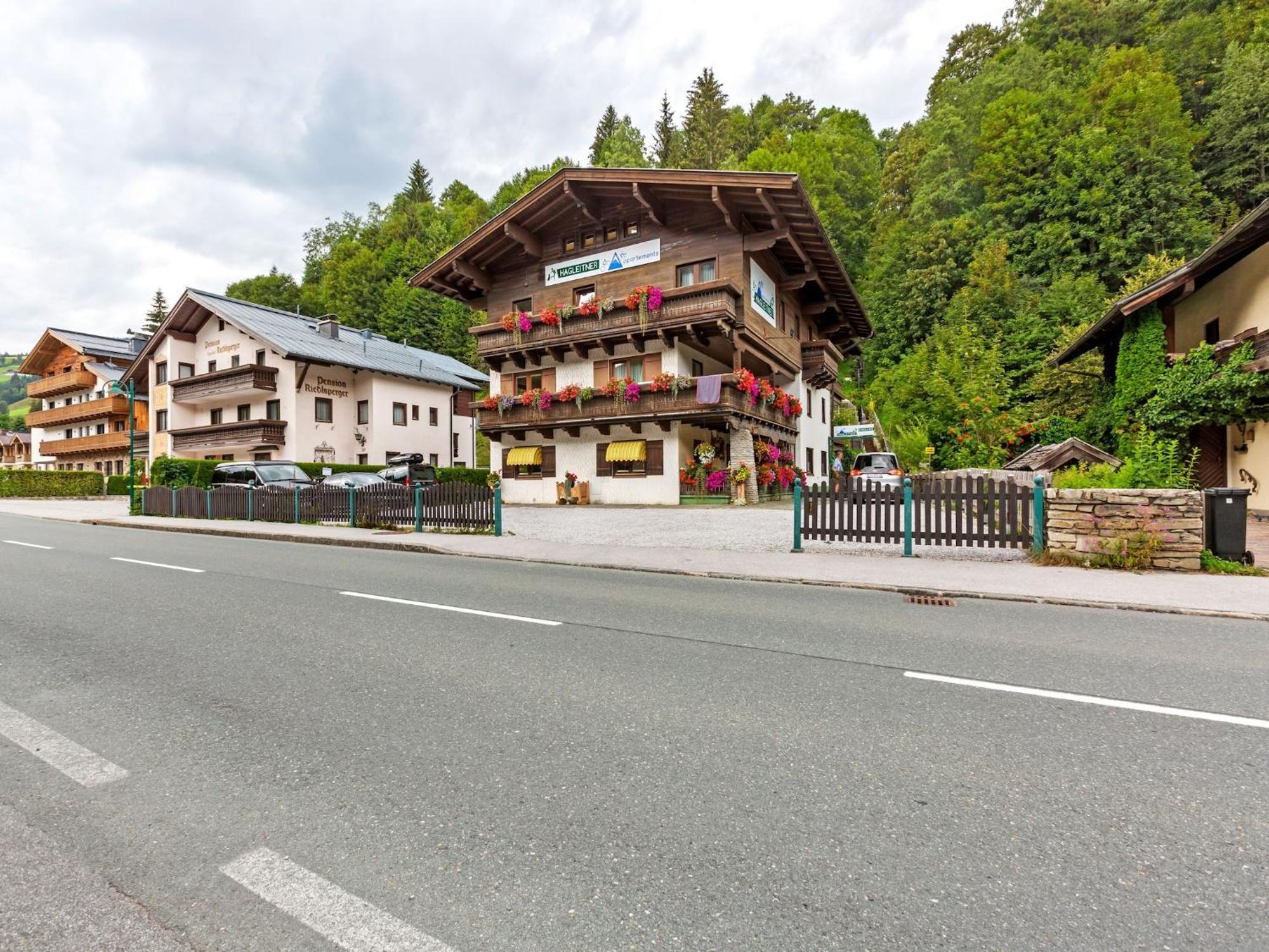 Apartment In Saalbach Hinterglemm Near Ski Area Extérieur photo